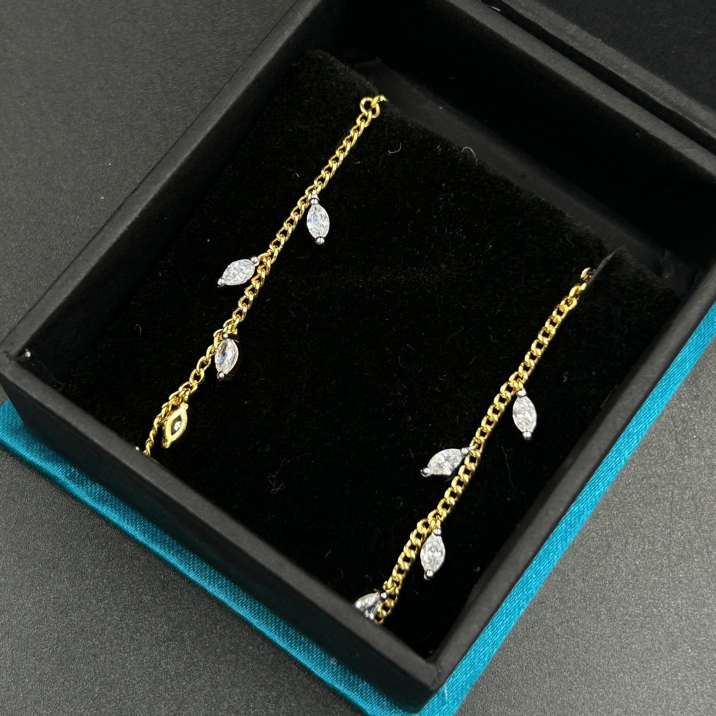 Long Leaf Drop Dangle Earring