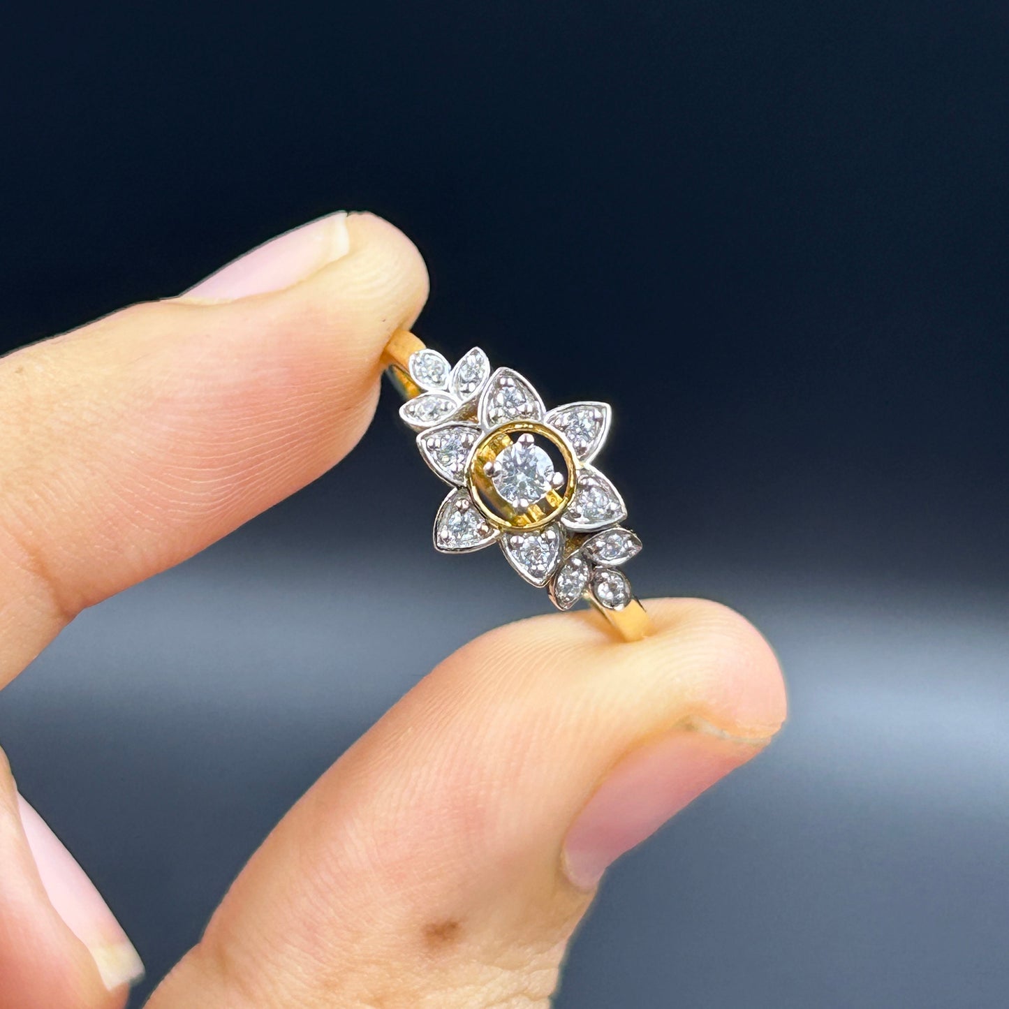 Flower Silver Ring - Women's Ring