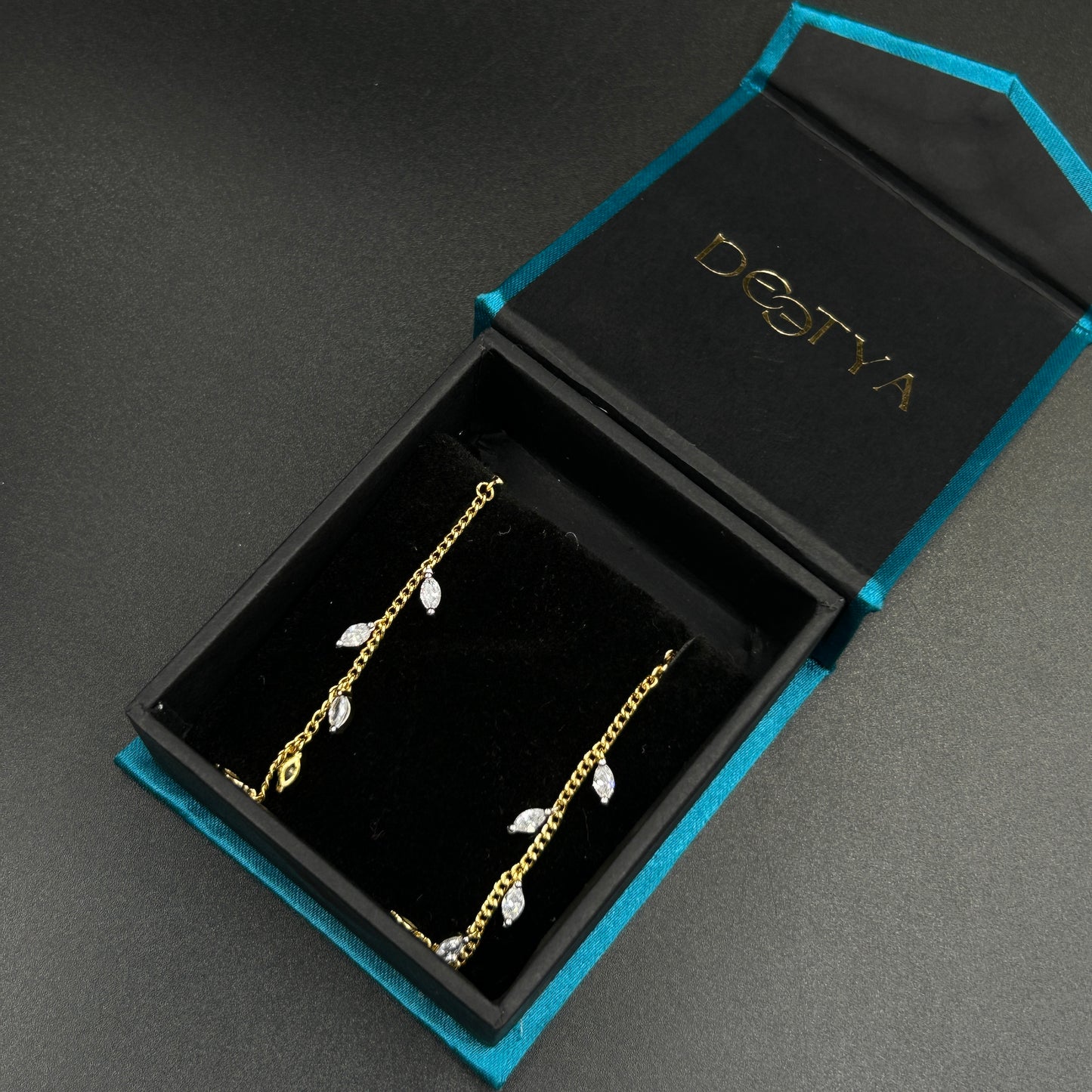 Long Leaf Drop Dangle Earring