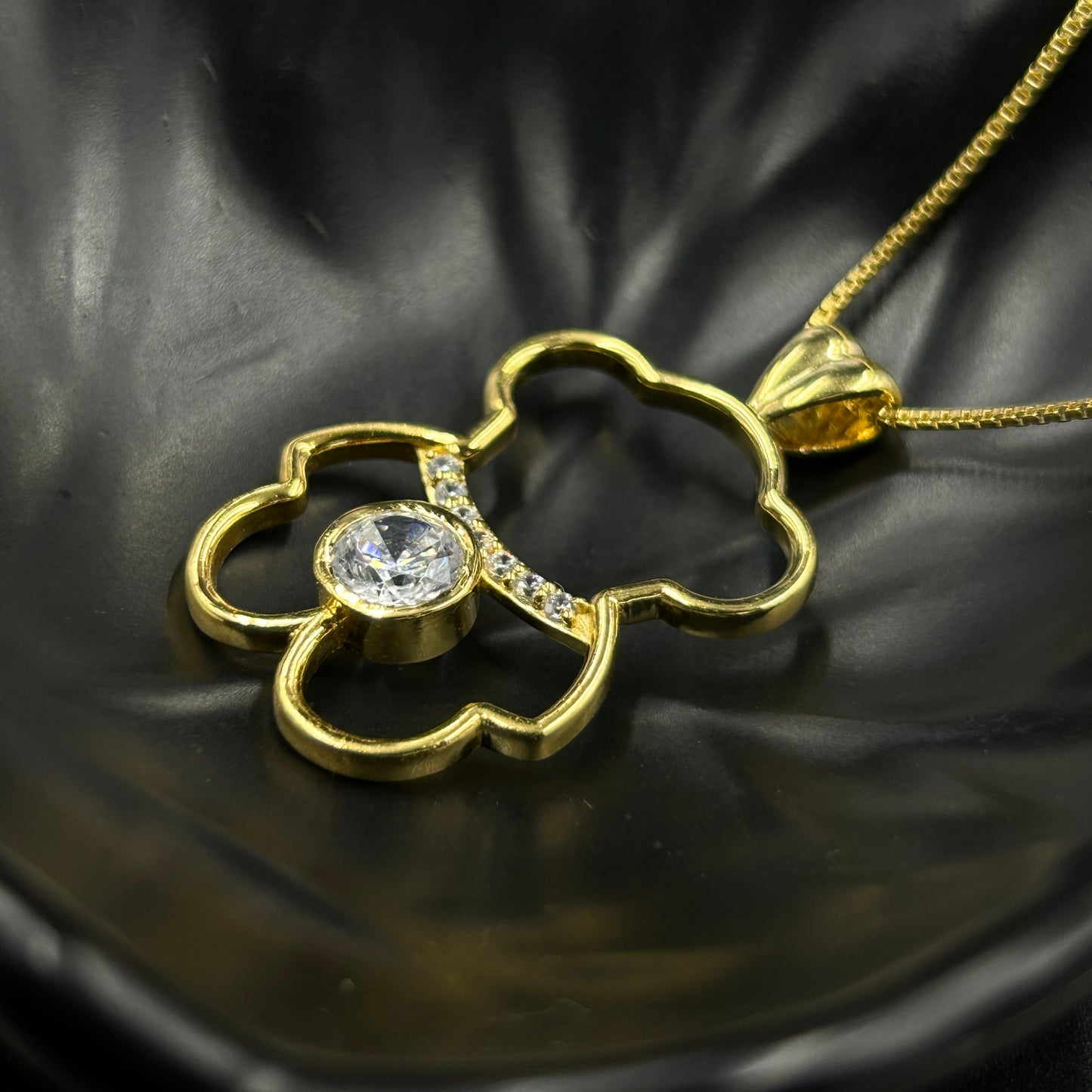 Teddy Yellow Pendant - Silver Pendant With Chain