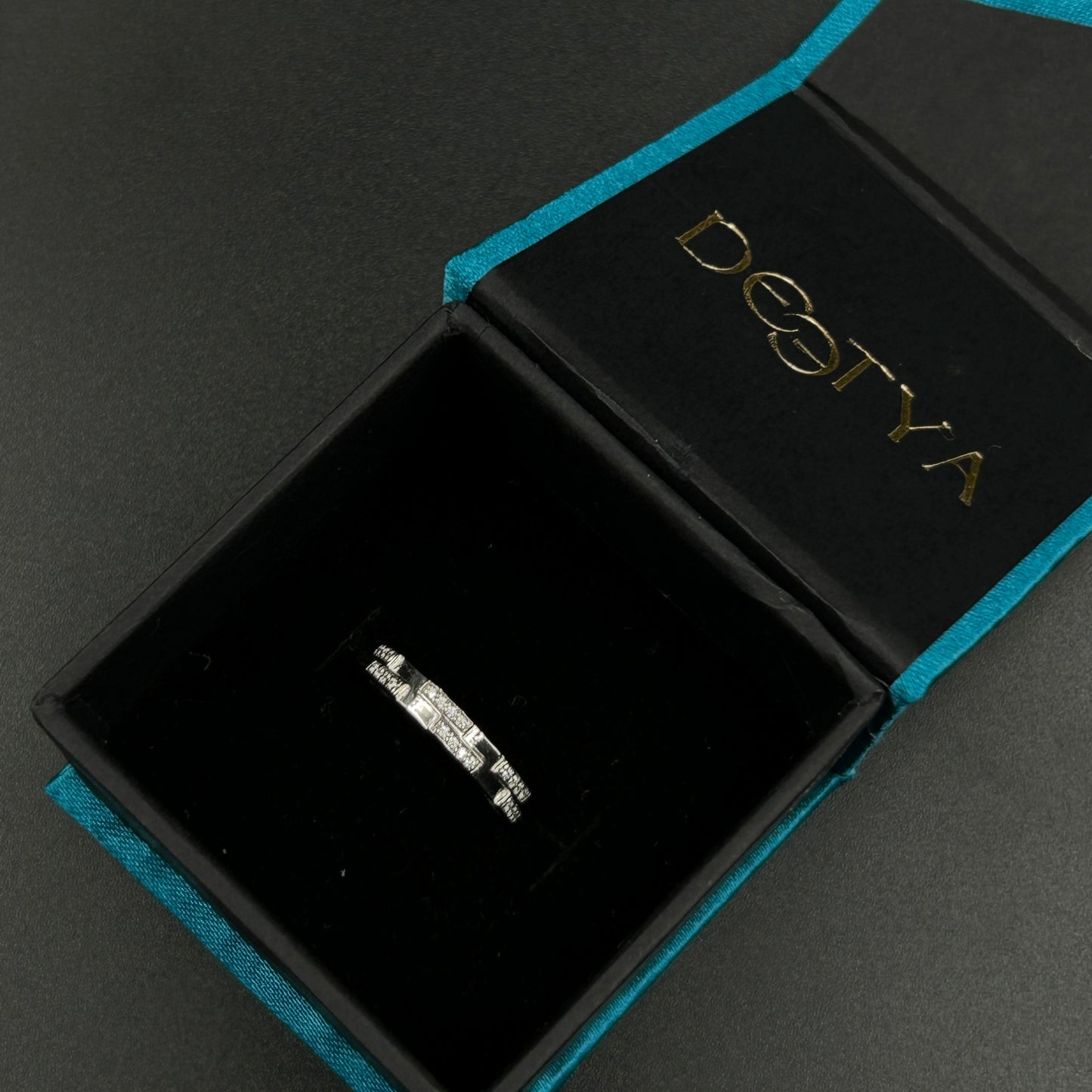 Antique Diamond Band