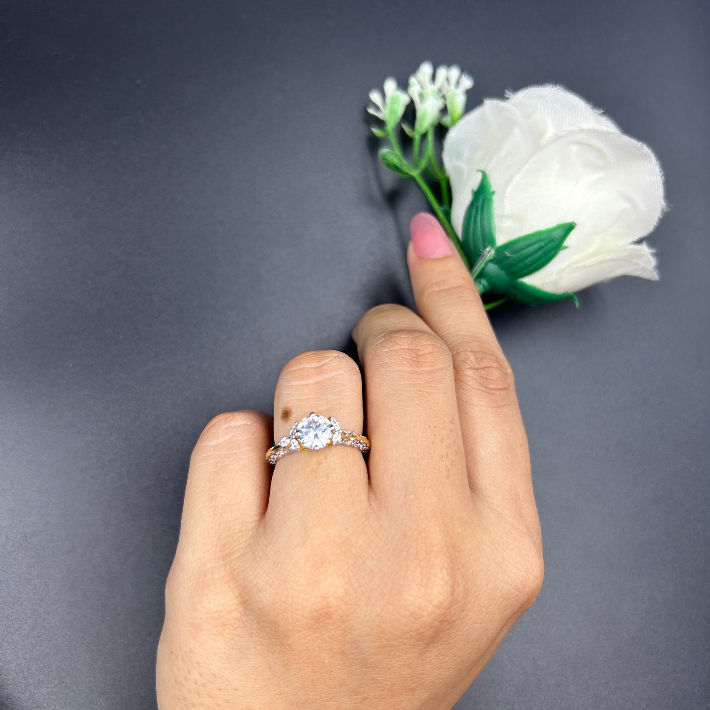 Solitaire Women's Silver Ring