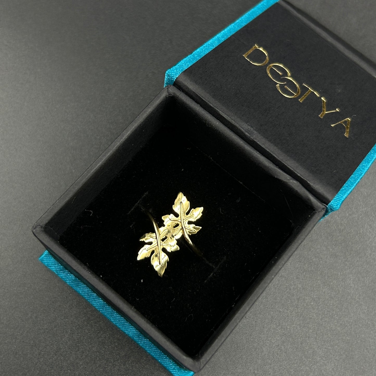 Leaf Full Finger Unique Ring