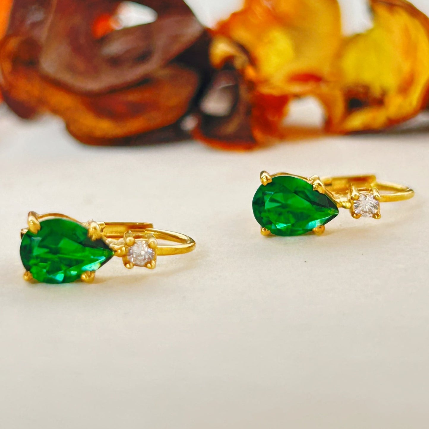 Minimal Silver Earring - Green Pear Earring