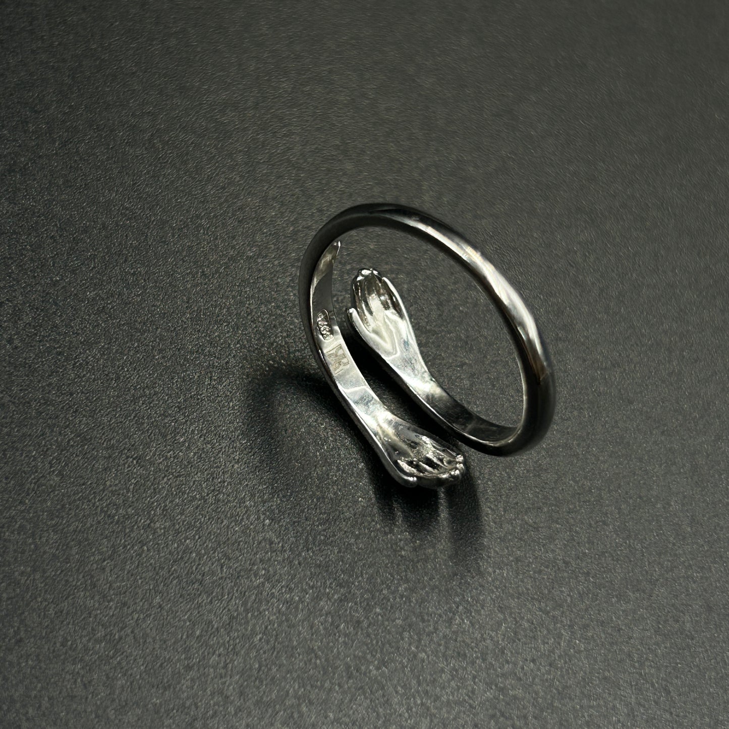 Cute Hug Ring - Love Ring Adjustable