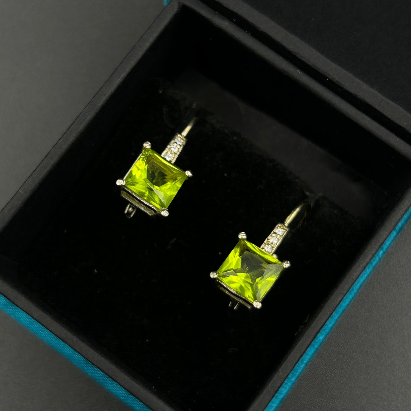 Green Peridot Earring - Silver Ziricon Earring