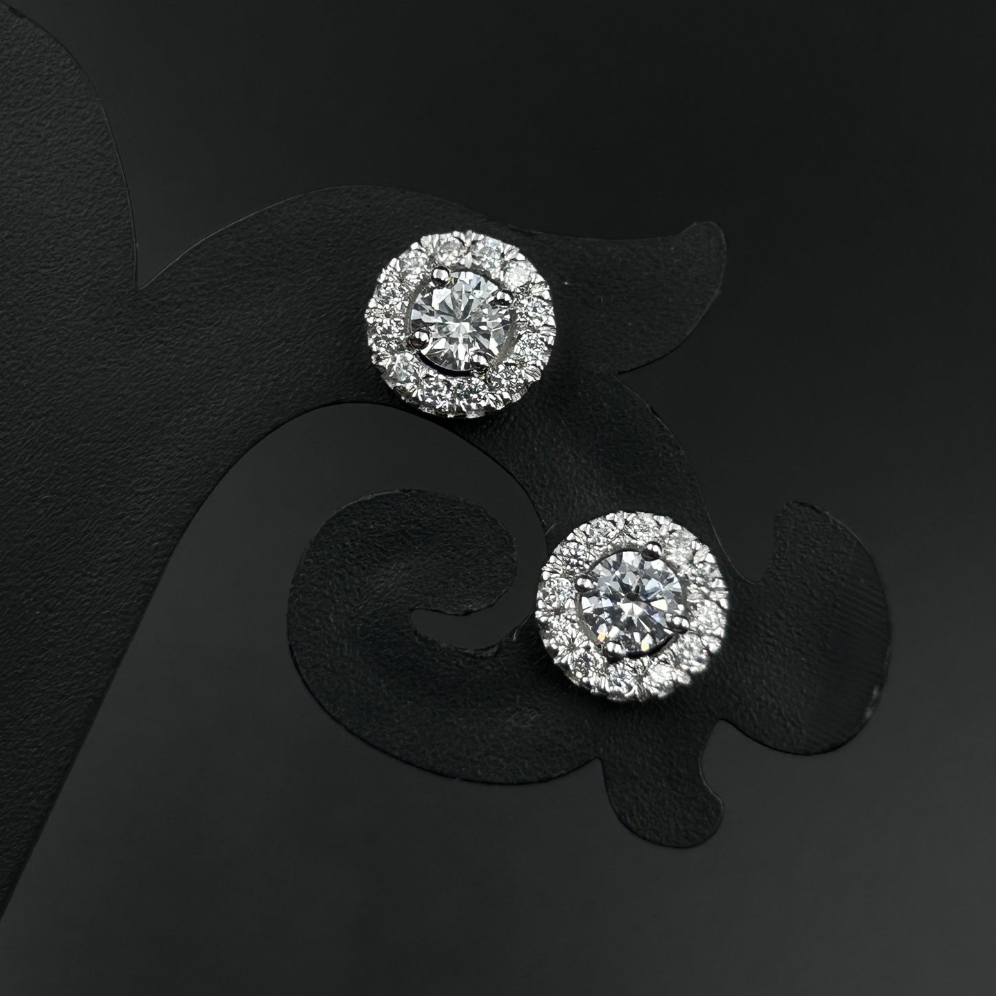 Pure Silver Minimal Earring