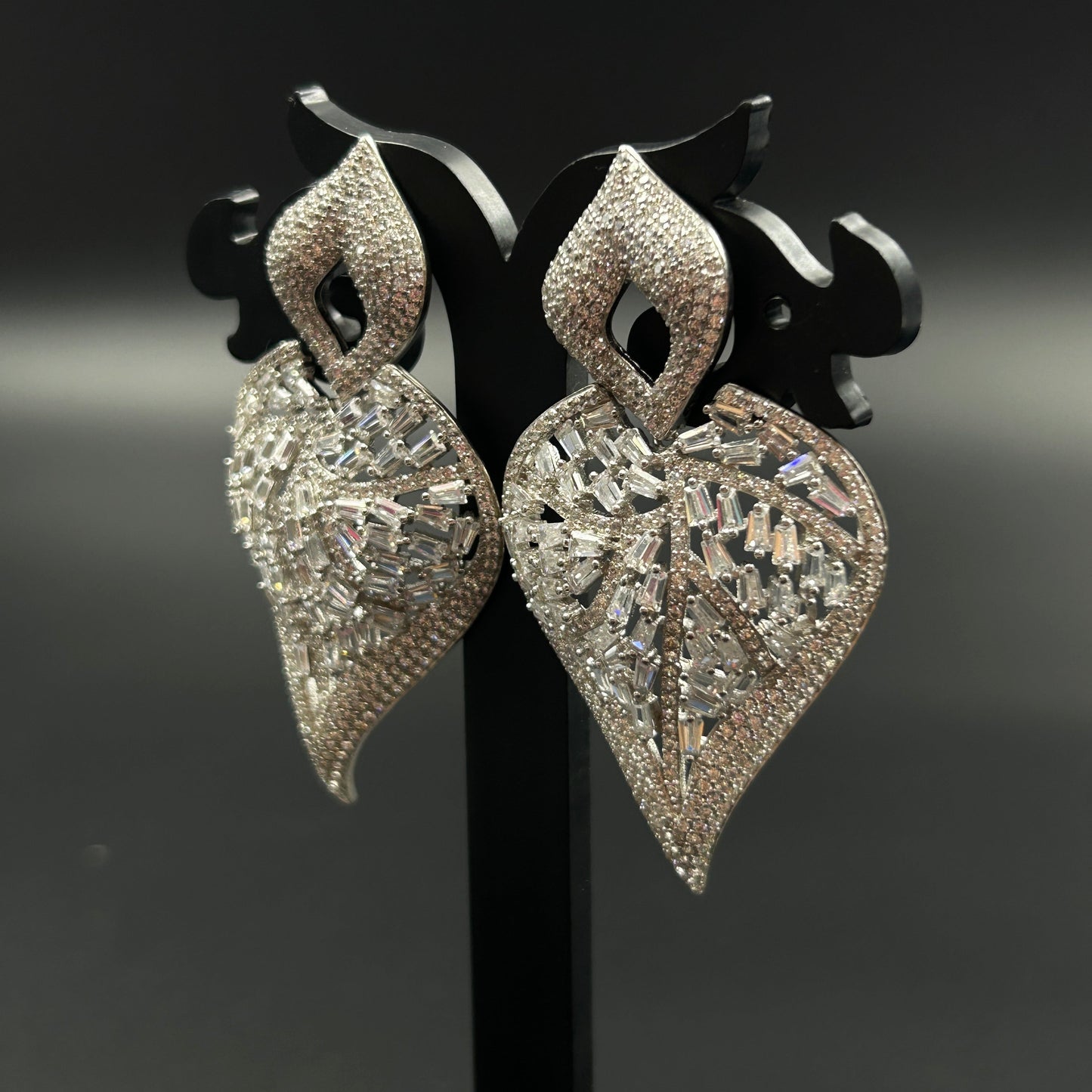 The Leaf Earring - Silver Zircon Earring