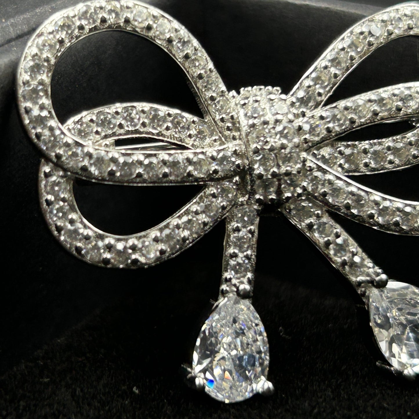 Women's Silver BOW Brooch - Silver Saree Pin Brooch