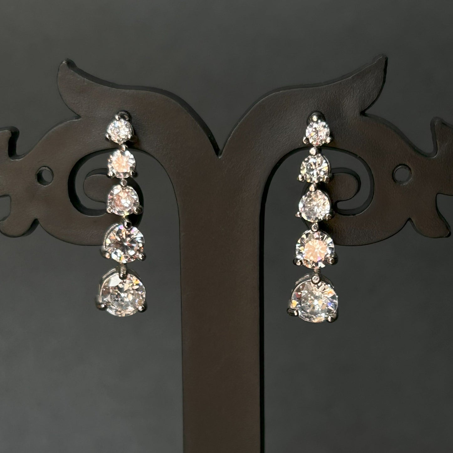 Silver Solitaire Earring ( 5 Stone )