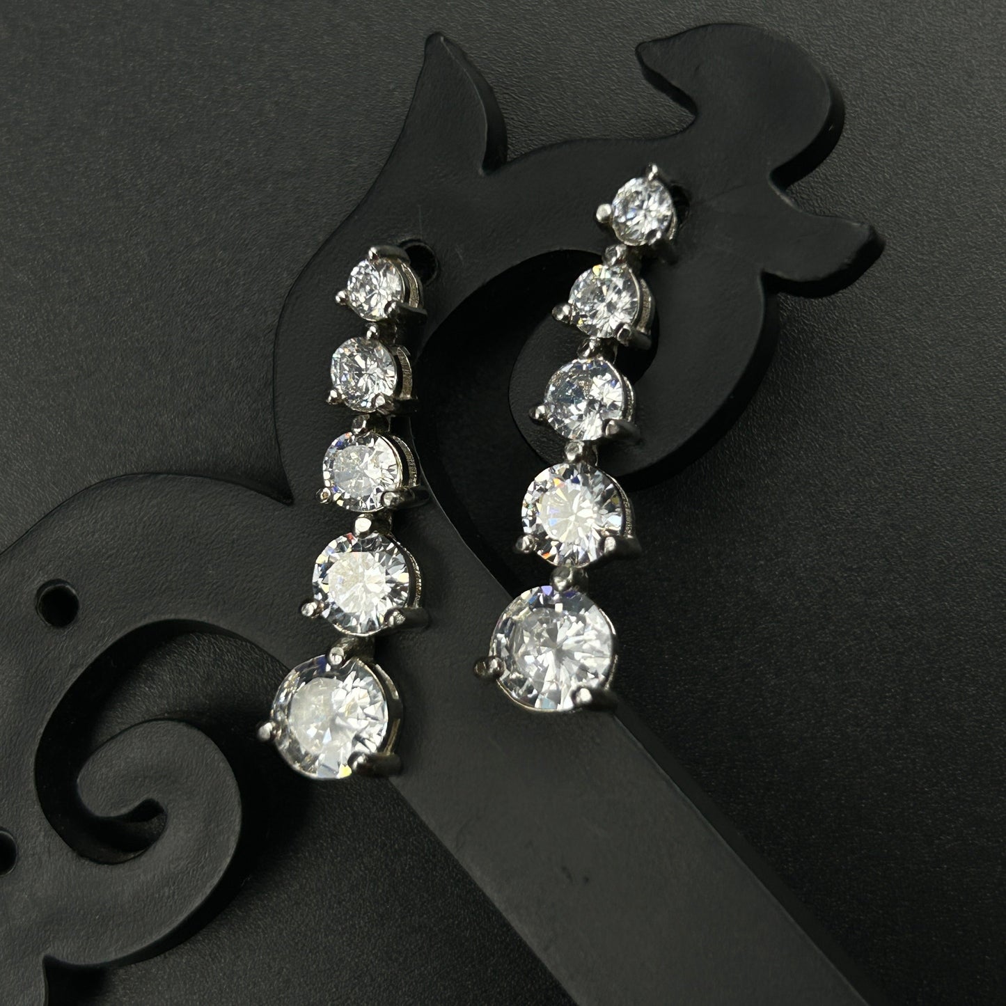 Silver Solitaire Earring ( 5 Stone )