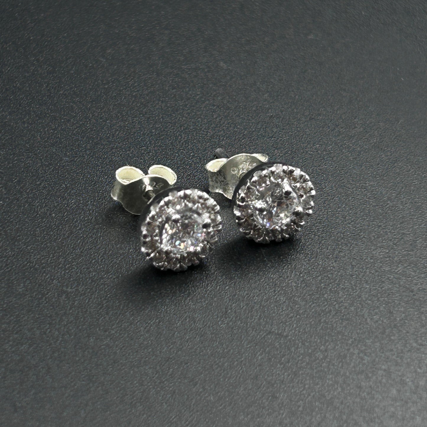 Pure Silver Minimal Earring