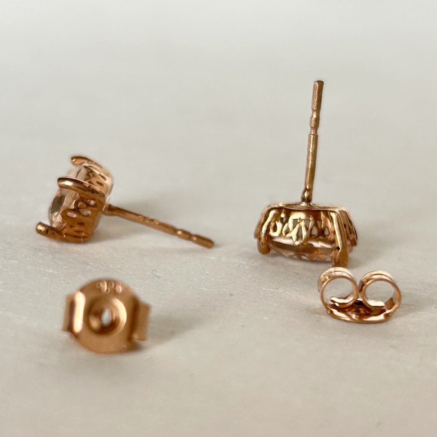 Peach Morganite Oval Earring - Silver Earring