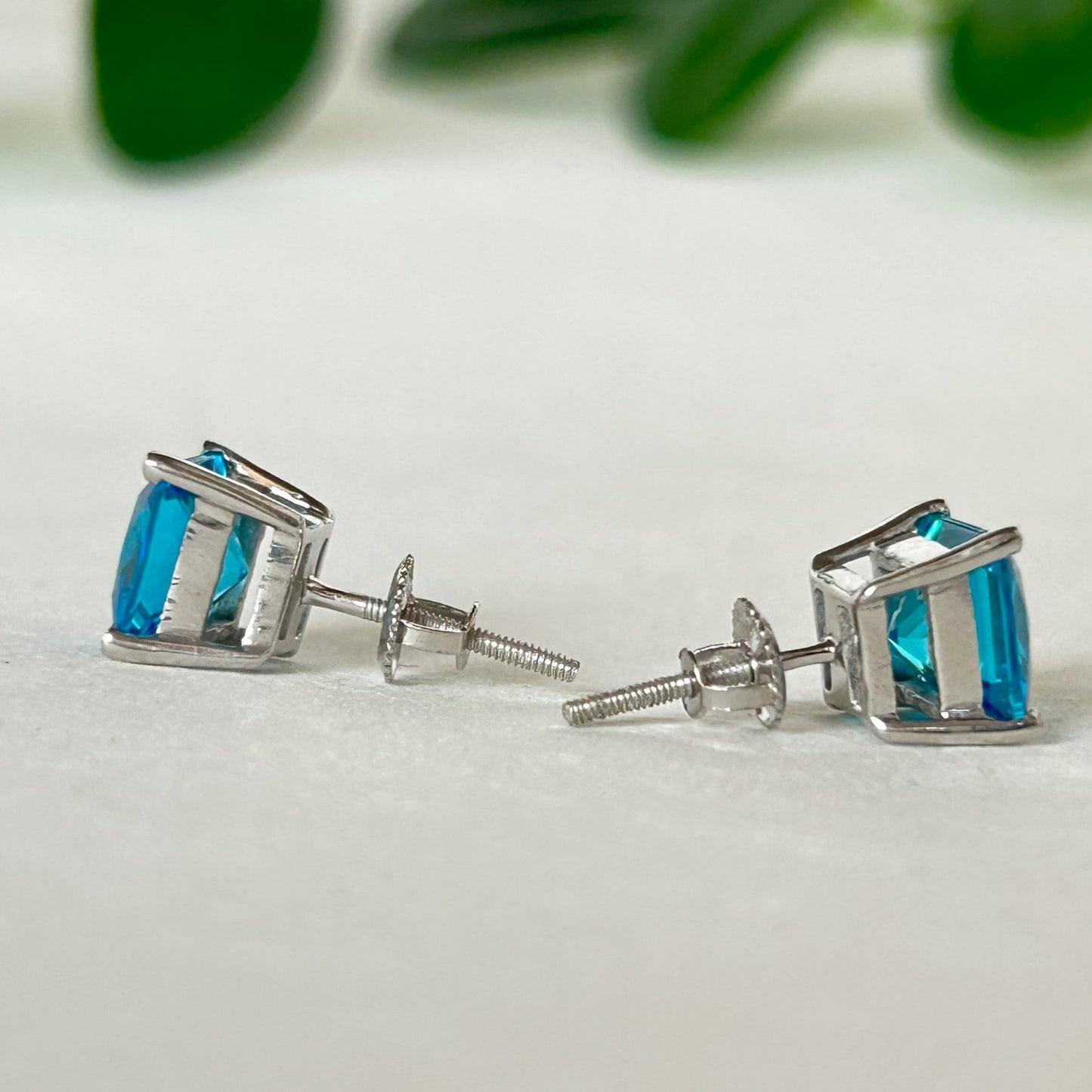 Blue Diamond Stud Earring - Silver Earring