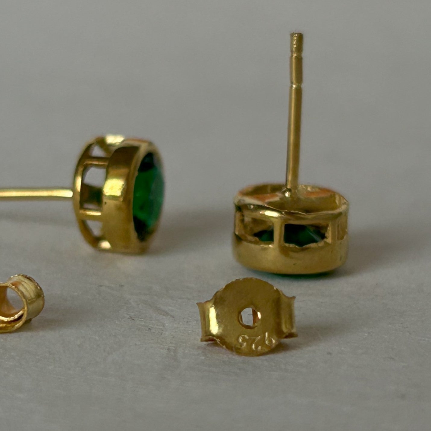 Green Bezel Stud Earring - Silver Earring