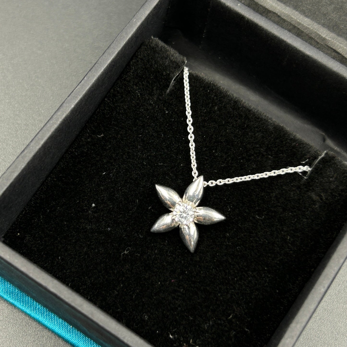 Pure Silver Flower Pendant and Chain