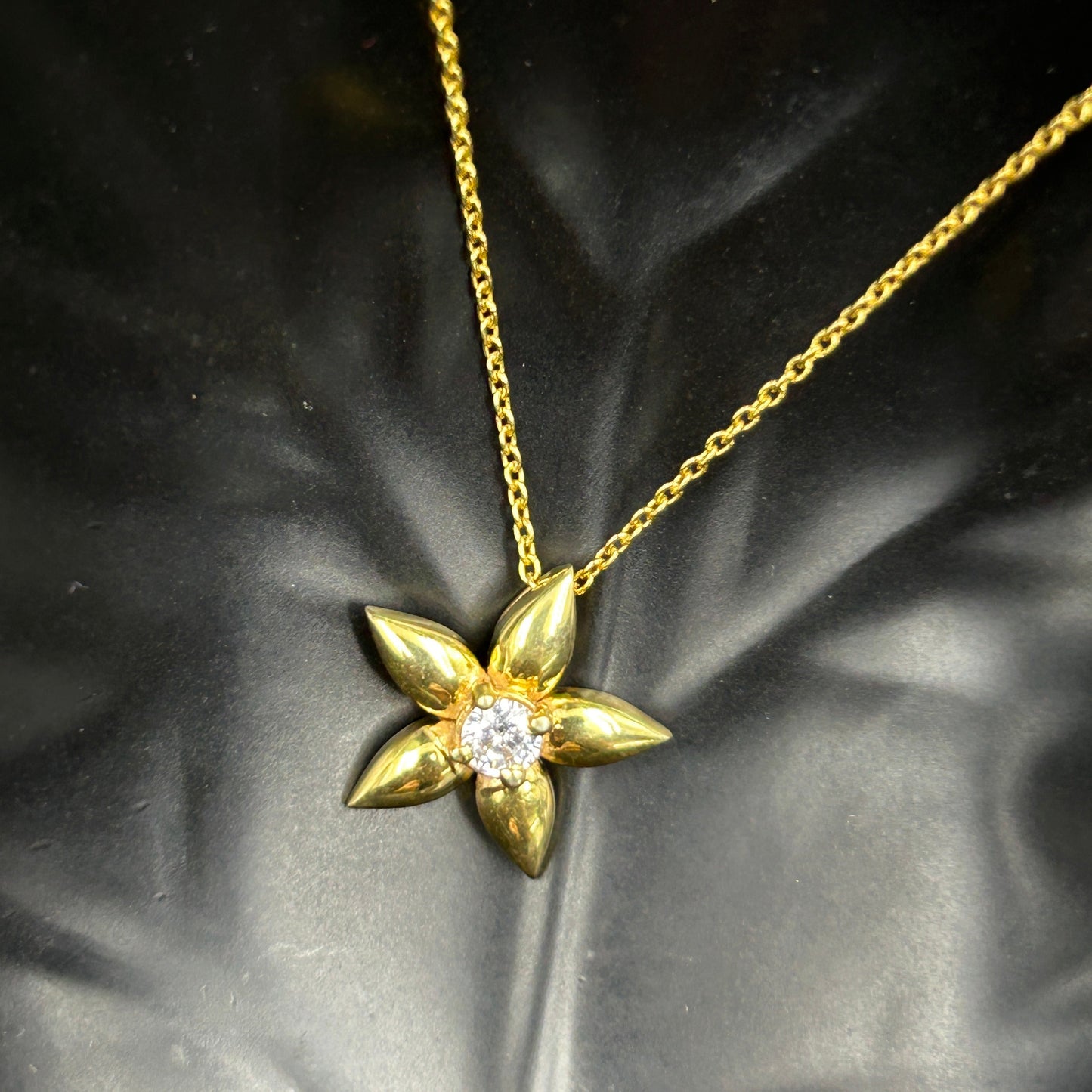 Pure Silver Flower Pendant and Chain