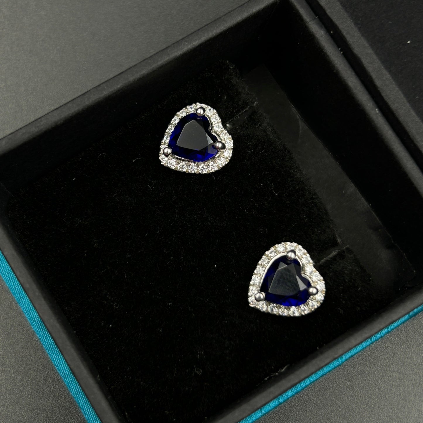 Women's Blue Heart Silver Earrings