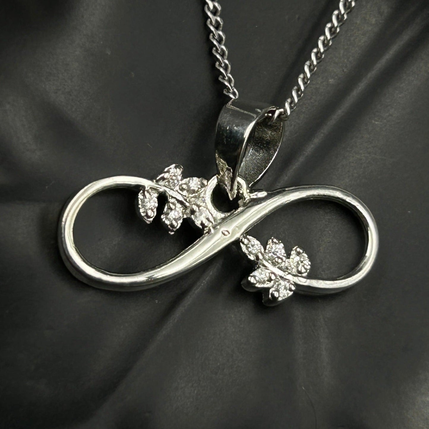 Silver Infinity Leaf Pendant - Sterling Silver Pendant (3)