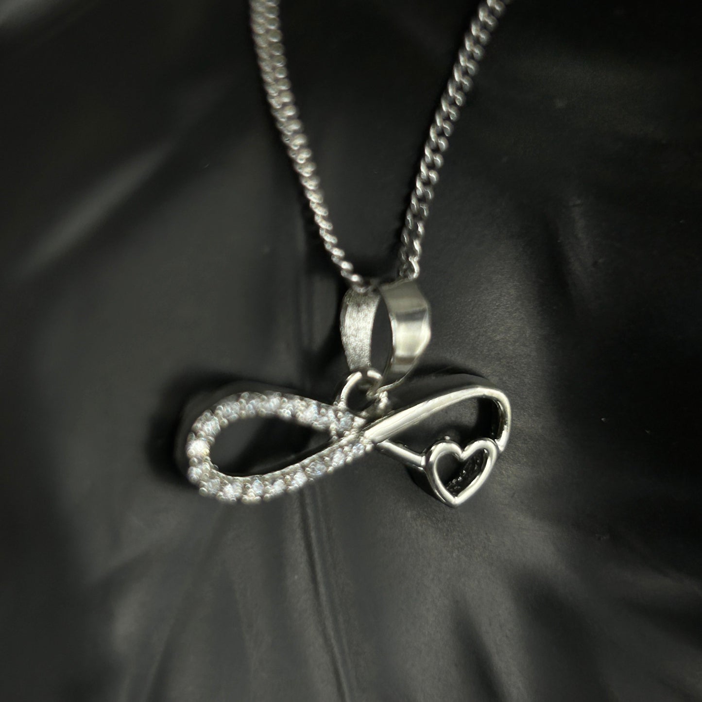 92.5 Silver Infinity Heart Pendant (6)
