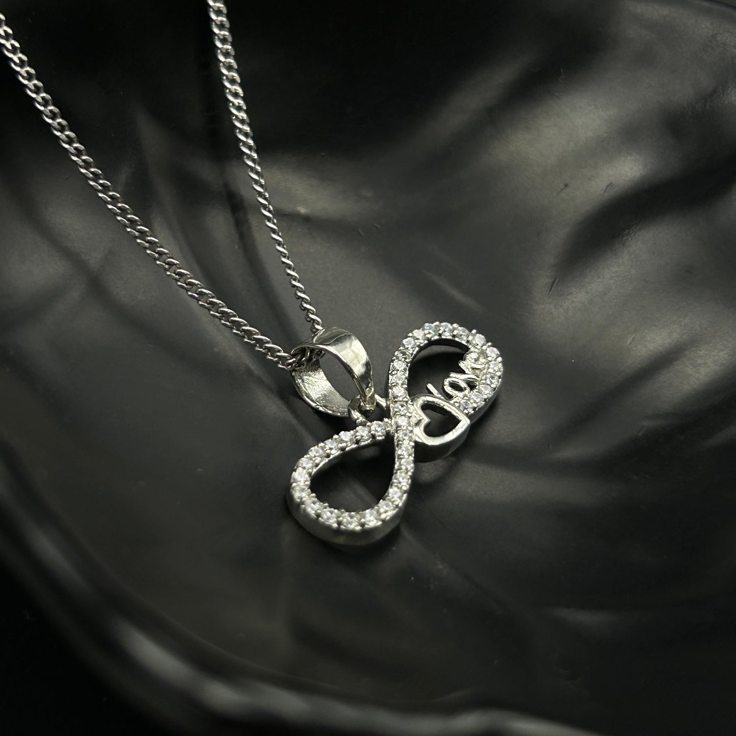 Women's Silver Infinity Love Heart Pendant (9)