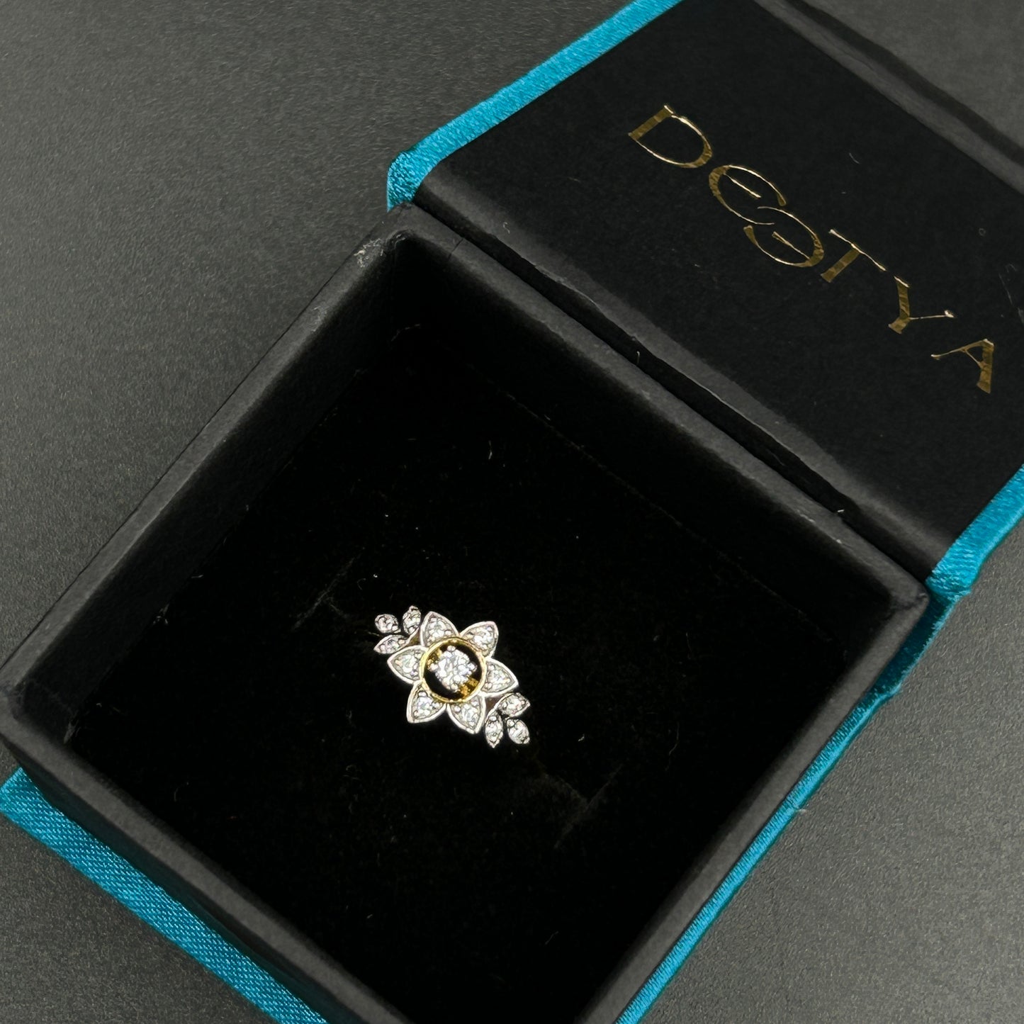 Flower Silver Ring - Women's Ring