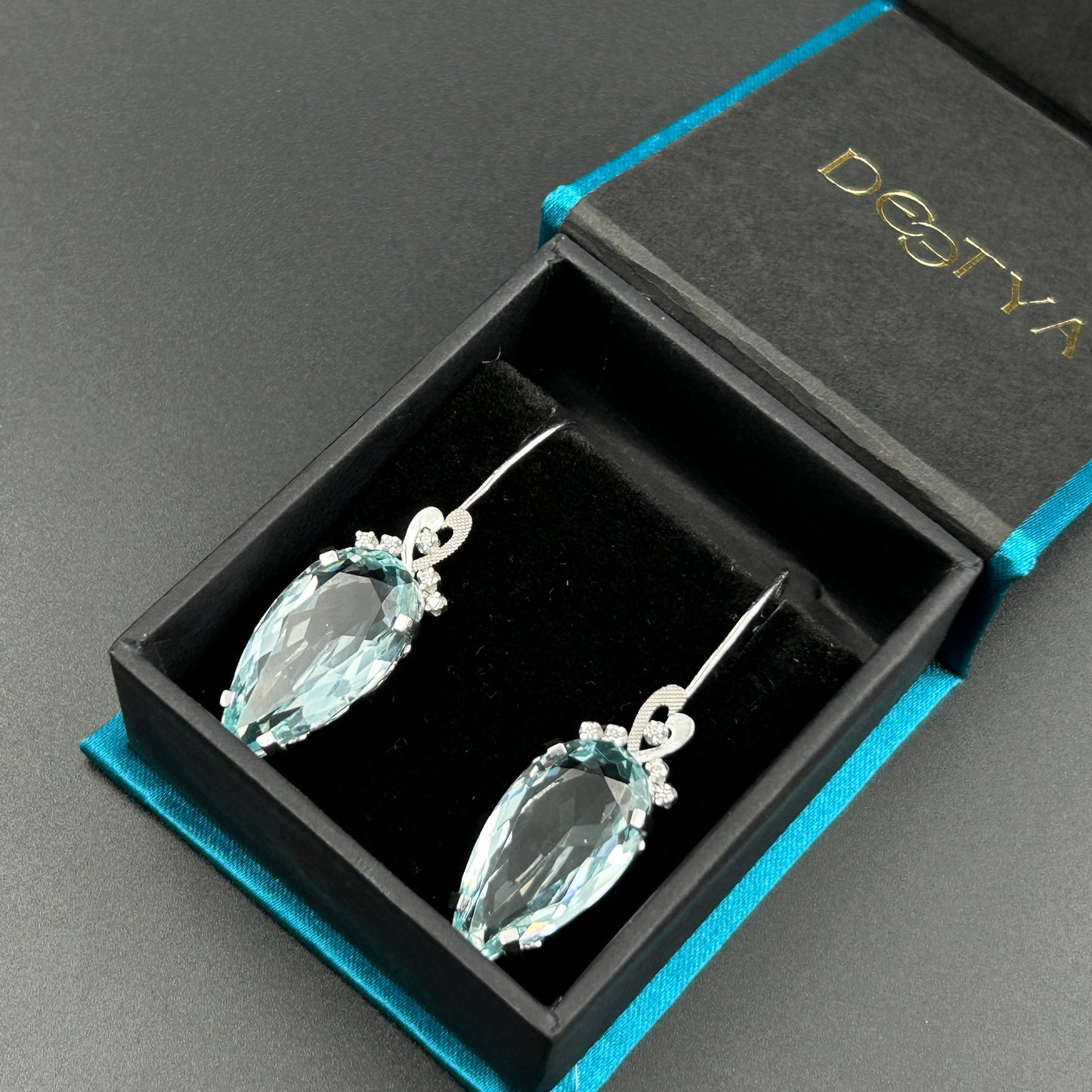 Aquamarine Earring - Silver Earring