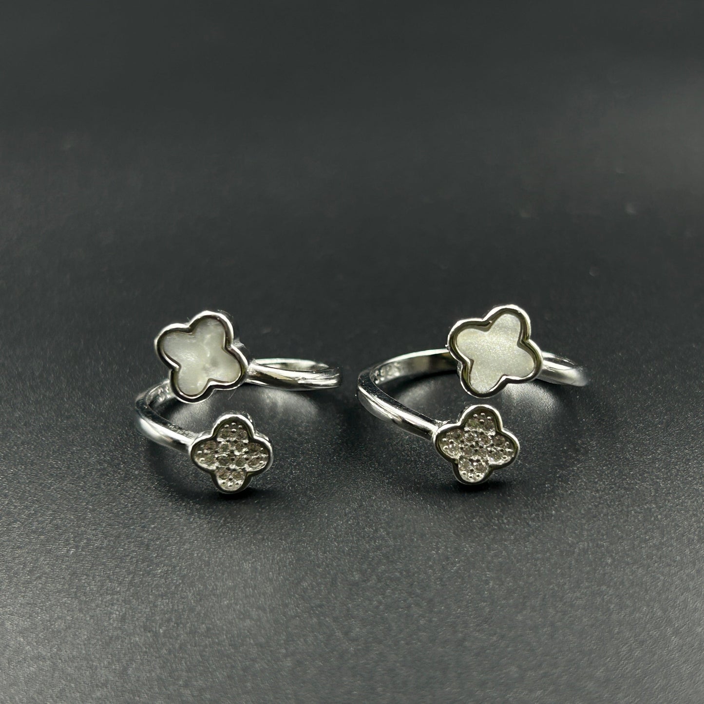 Silver Toe Ring - Clover Toe Ring