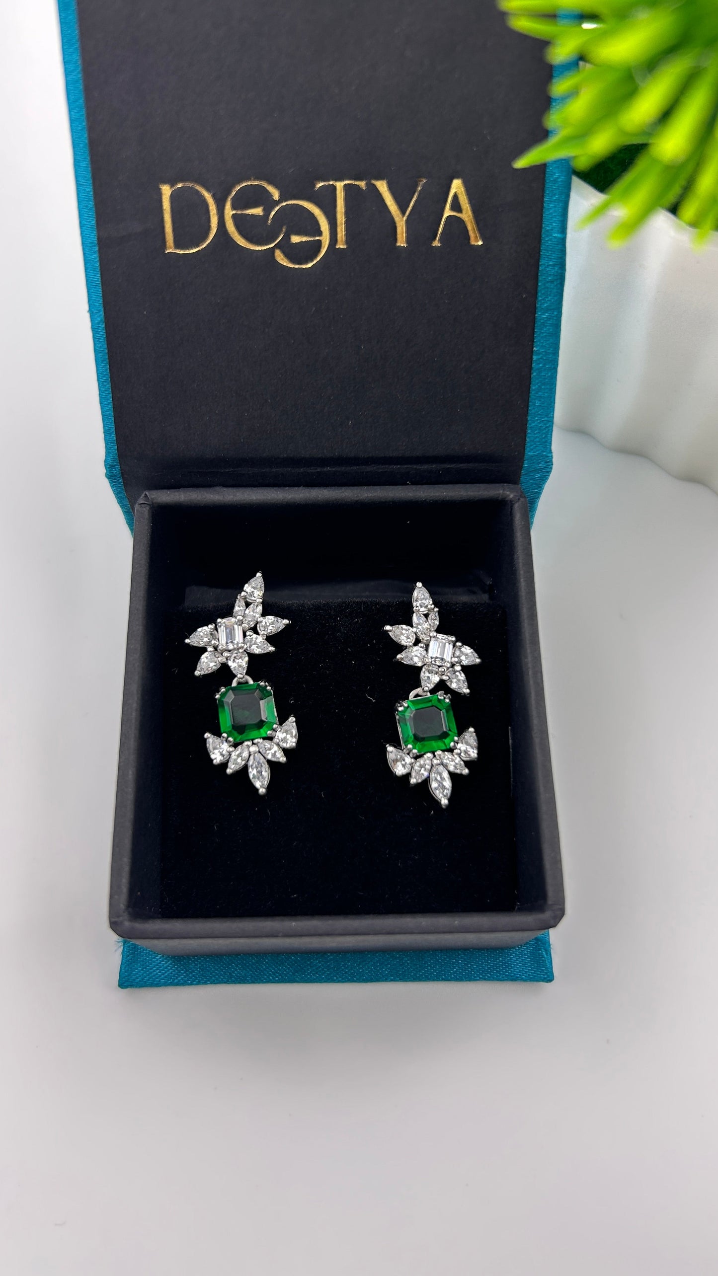 Silver Green Earring - Silver Ziricon