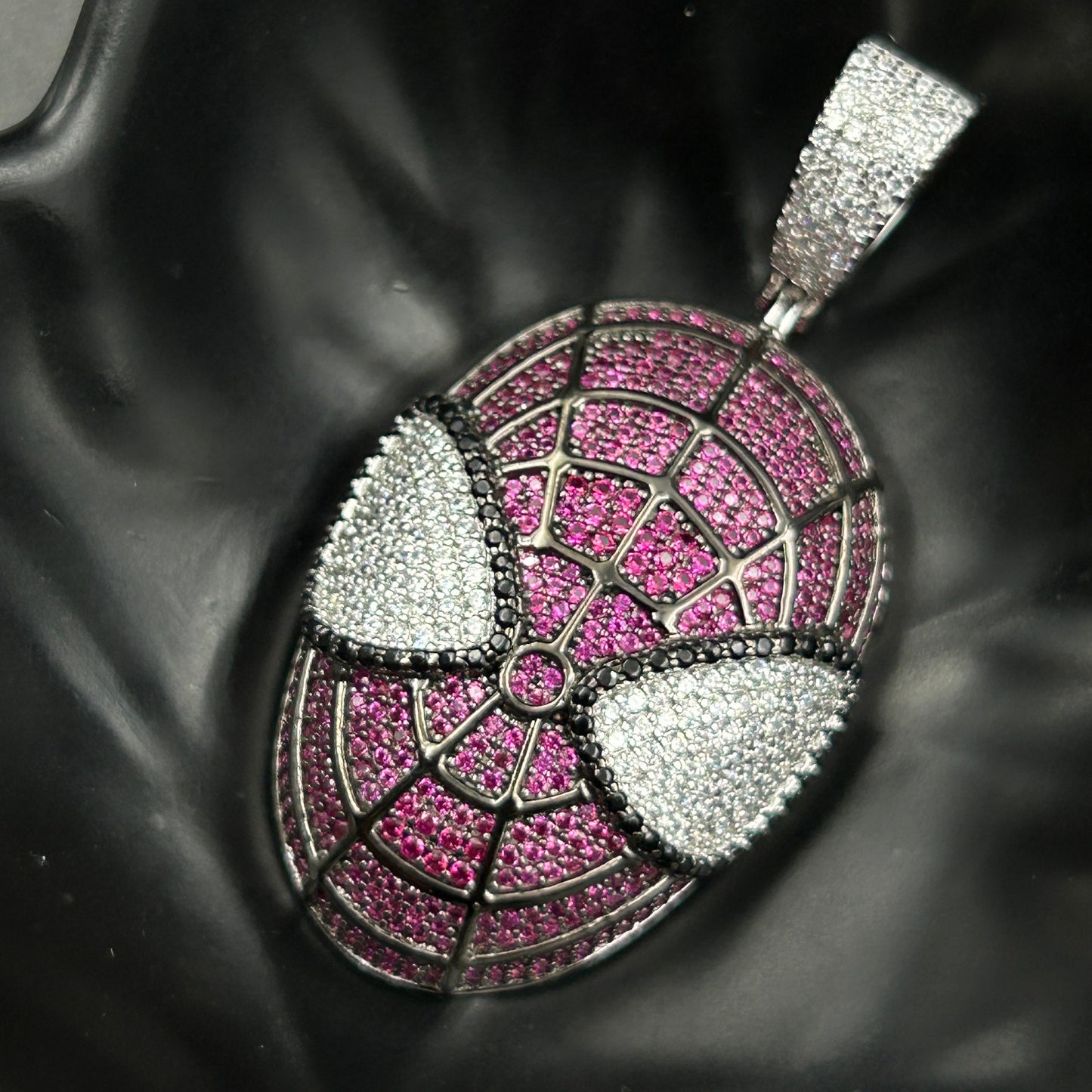 Men's HipHop Pendant - Silver Pendant and Chain