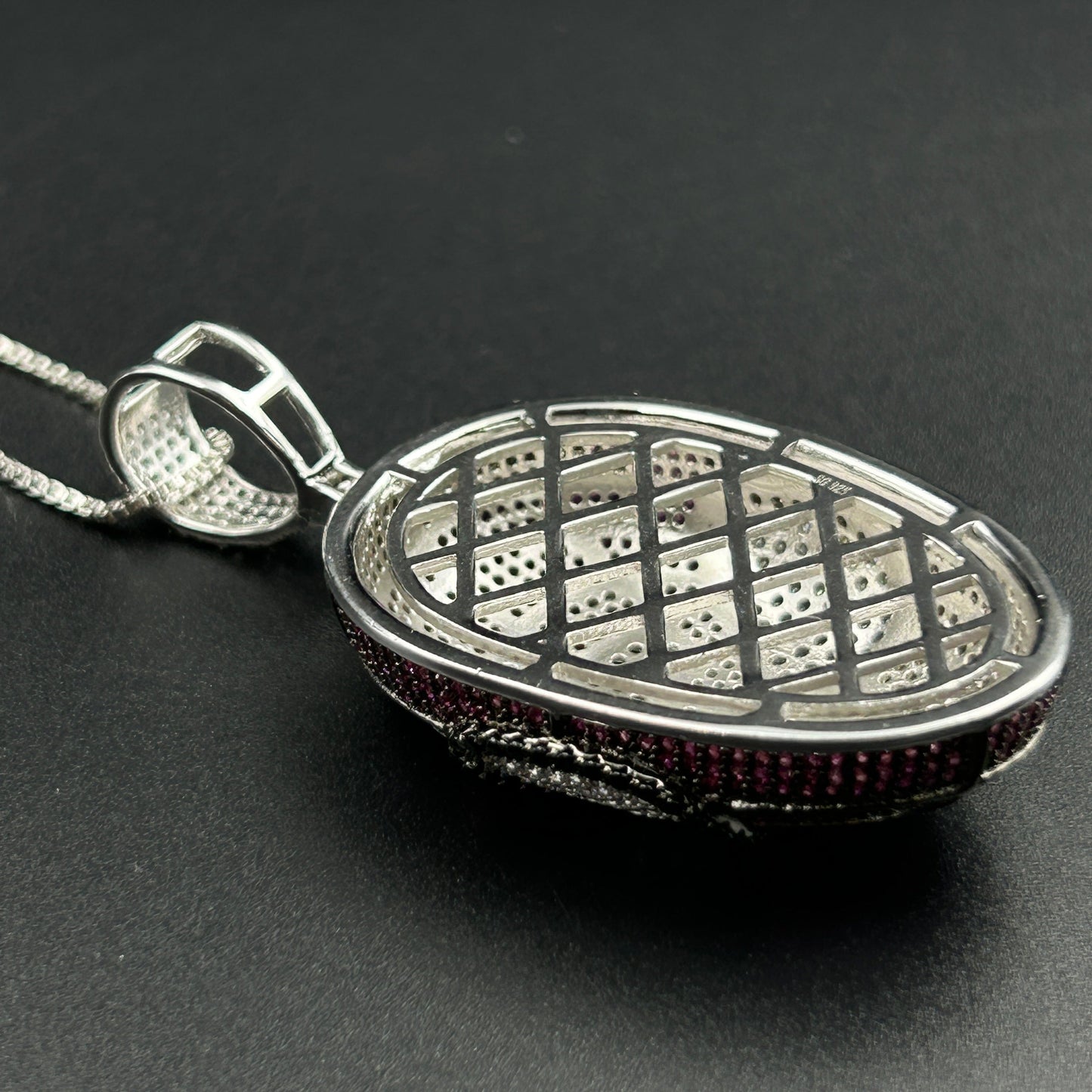 Men's HipHop Pendant - Silver Pendant and Chain