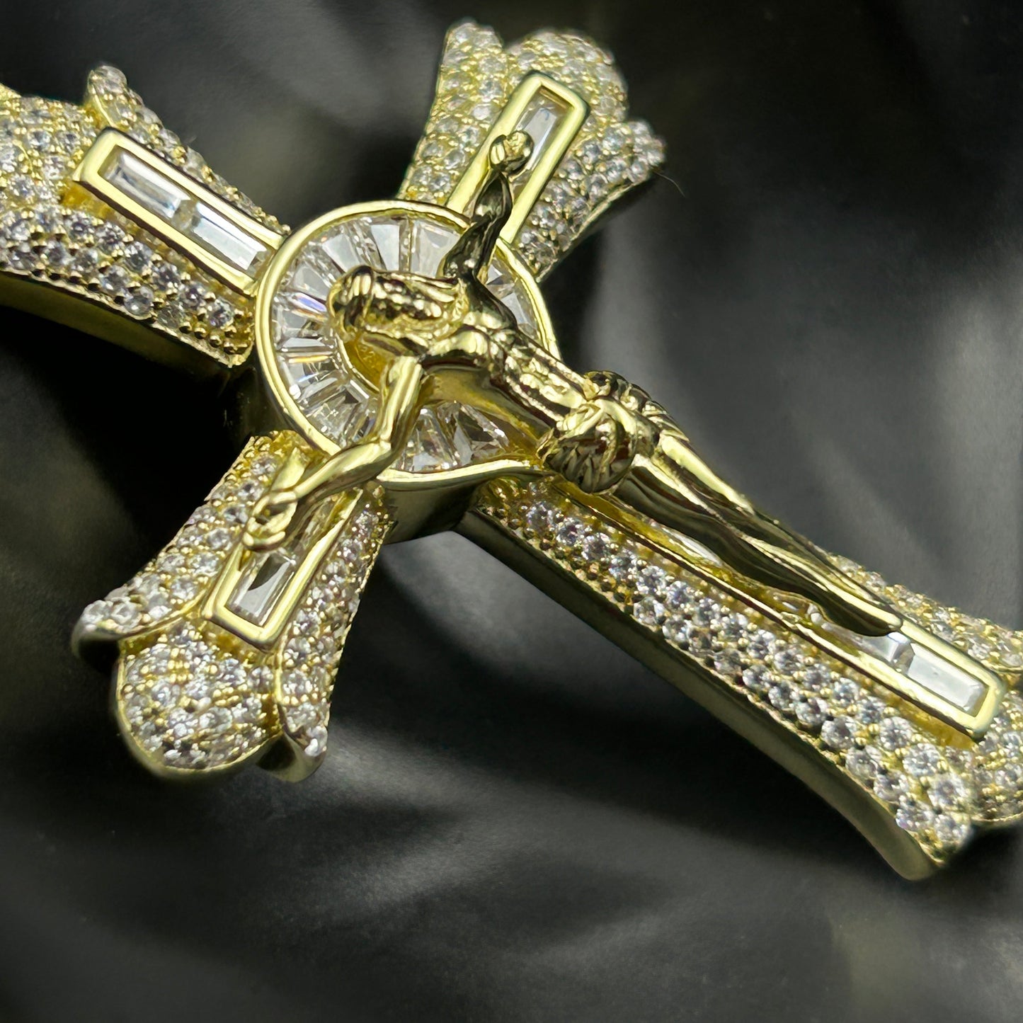 CROSS Pendant - Silver Jesus Pendant
