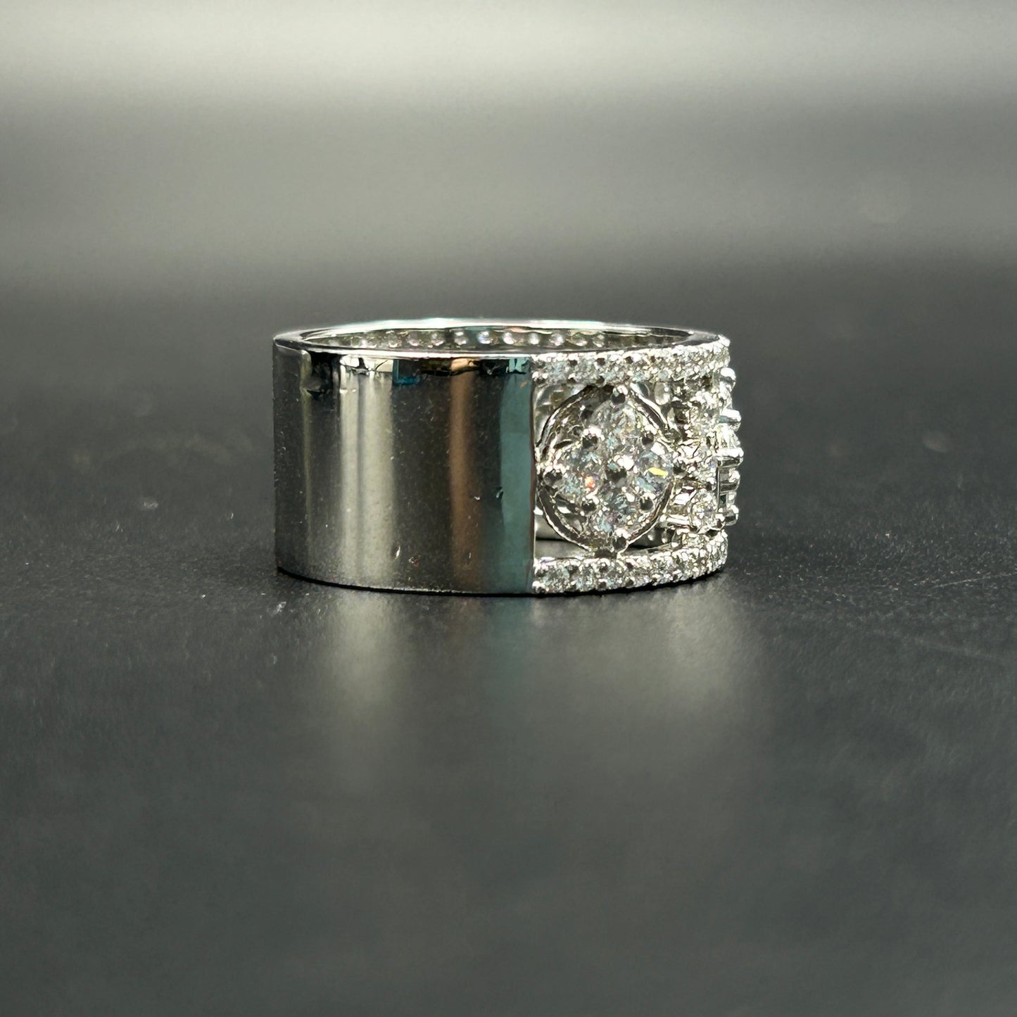 Beautiful Diamond Band - Women's Ring