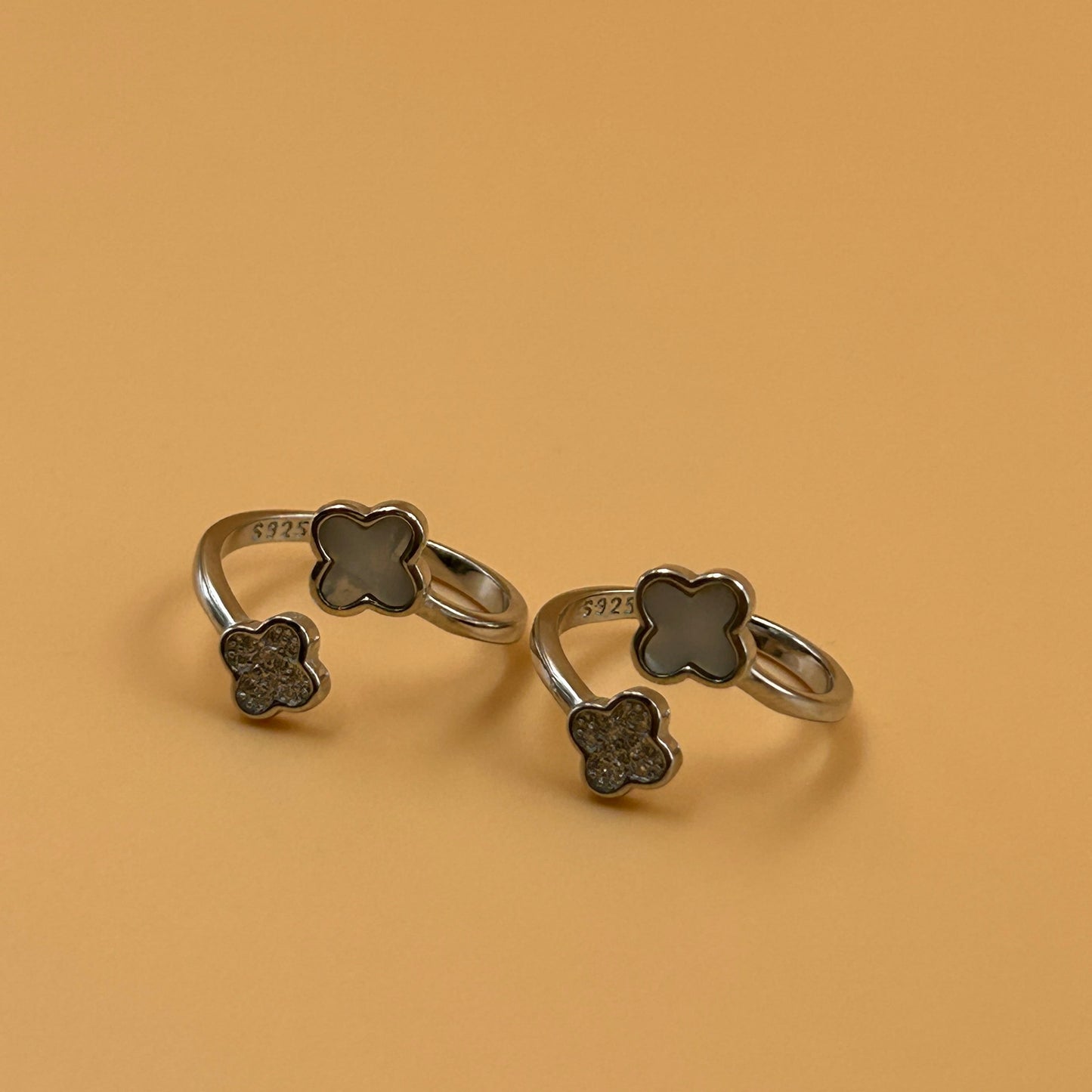 Silver Toe Ring - Clover Toe Ring