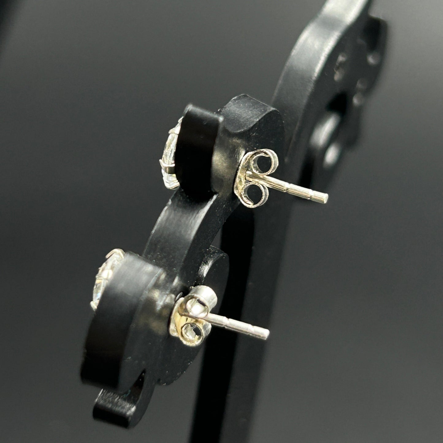 Pure Silver Stud Earrings - Round 6mm