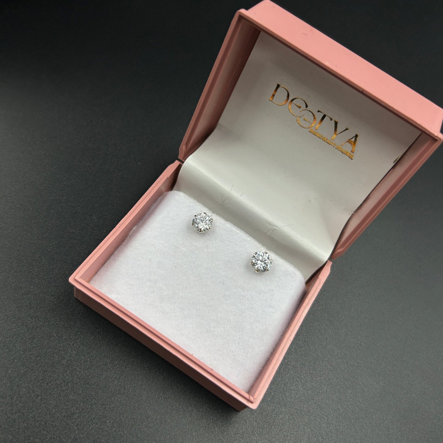 Pure Silver Stud Earrings - Round 6mm